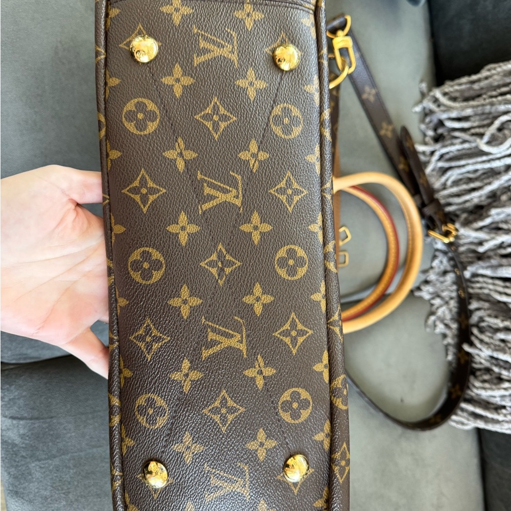 Louis Vuitton Pallas Monogram Havane Bag - Picture 8 of 16